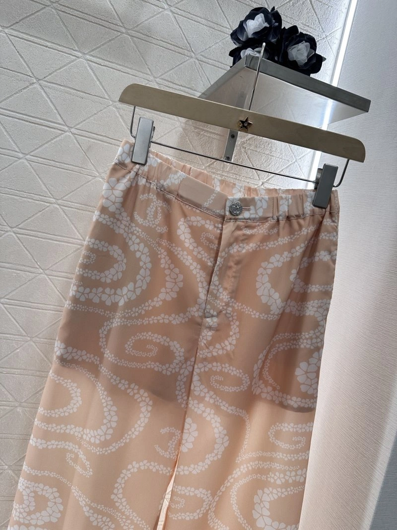 Minimalist Chanel Long Pants 109472