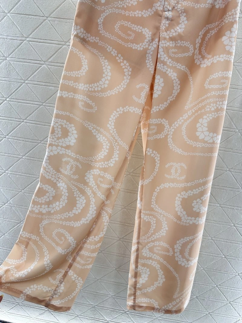 Minimalist Chanel Long Pants 109472