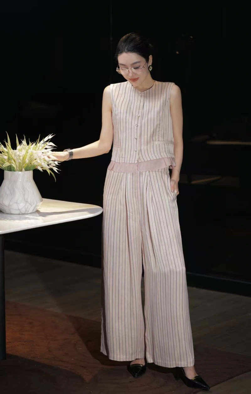 Modern Chanel Long Suits 108910
