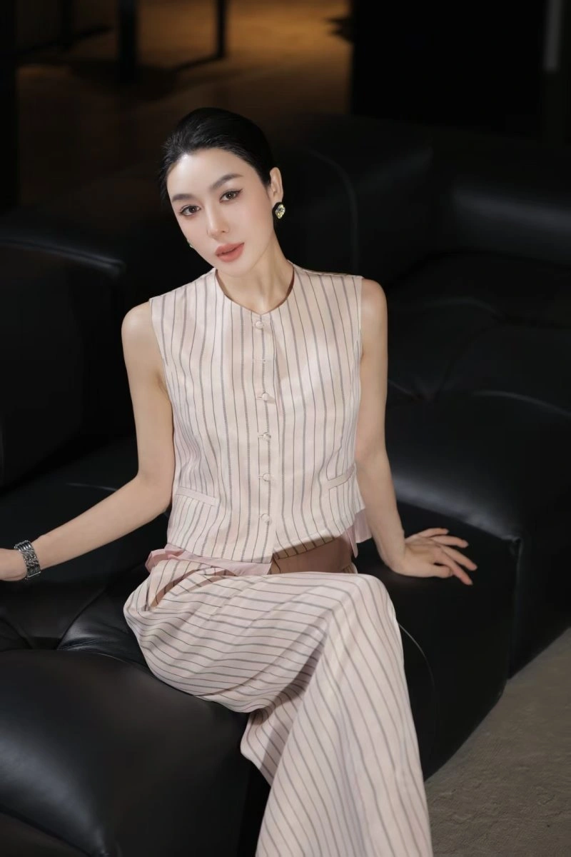 Modern Chanel Long Suits 108910