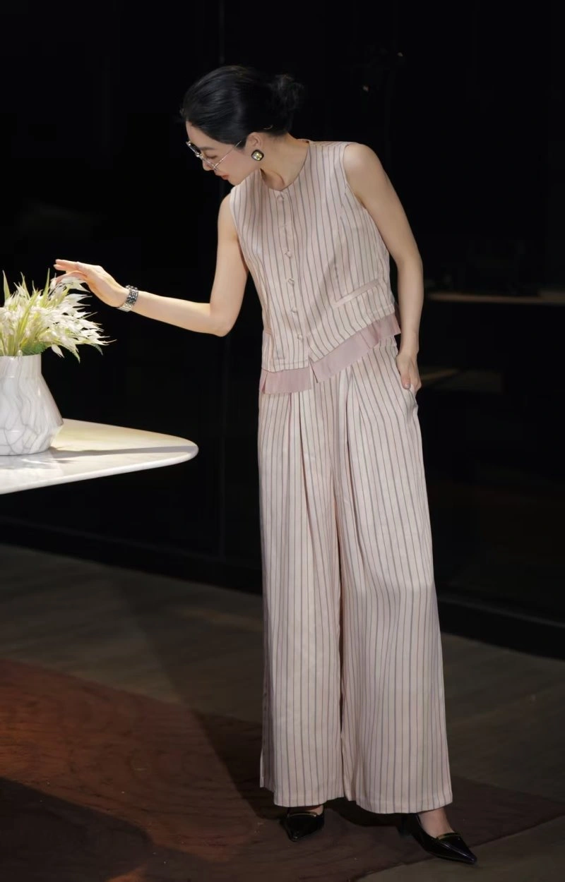 Modern Chanel Long Suits 108910