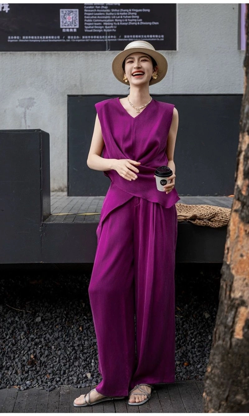 Snug Chanel Long Suits 108895