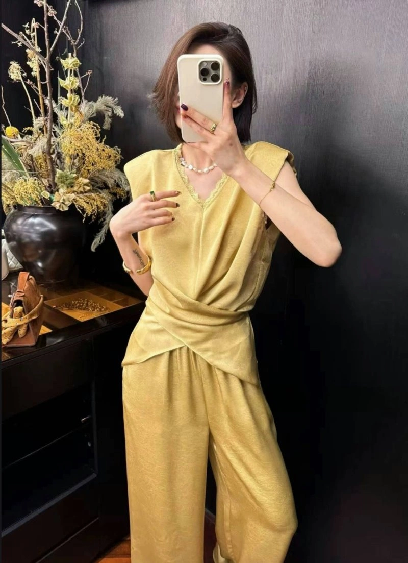 Seasonal Chanel Long Suits 108884