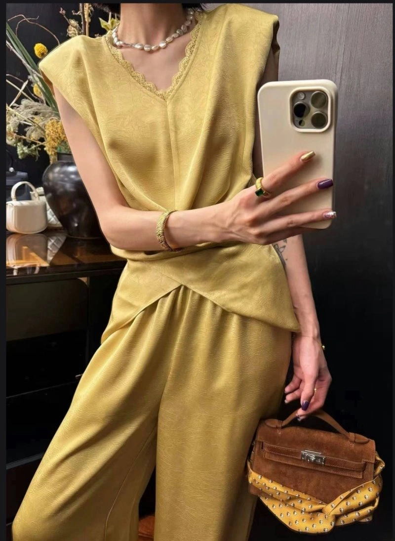 Seasonal Chanel Long Suits 108884