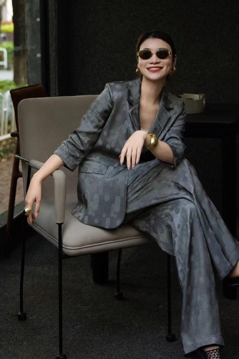 Soft Chanel Long Suits 108896