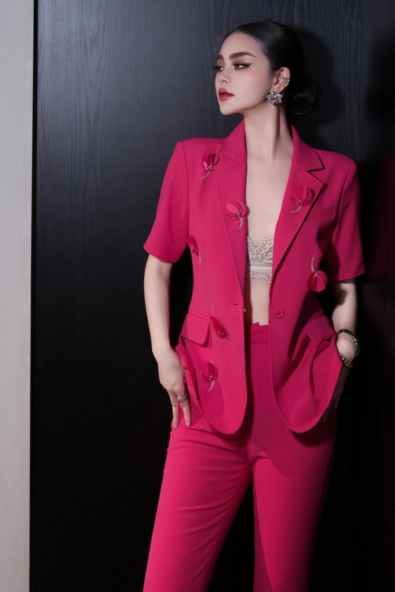 Versatile Chanel Long Suits 108867