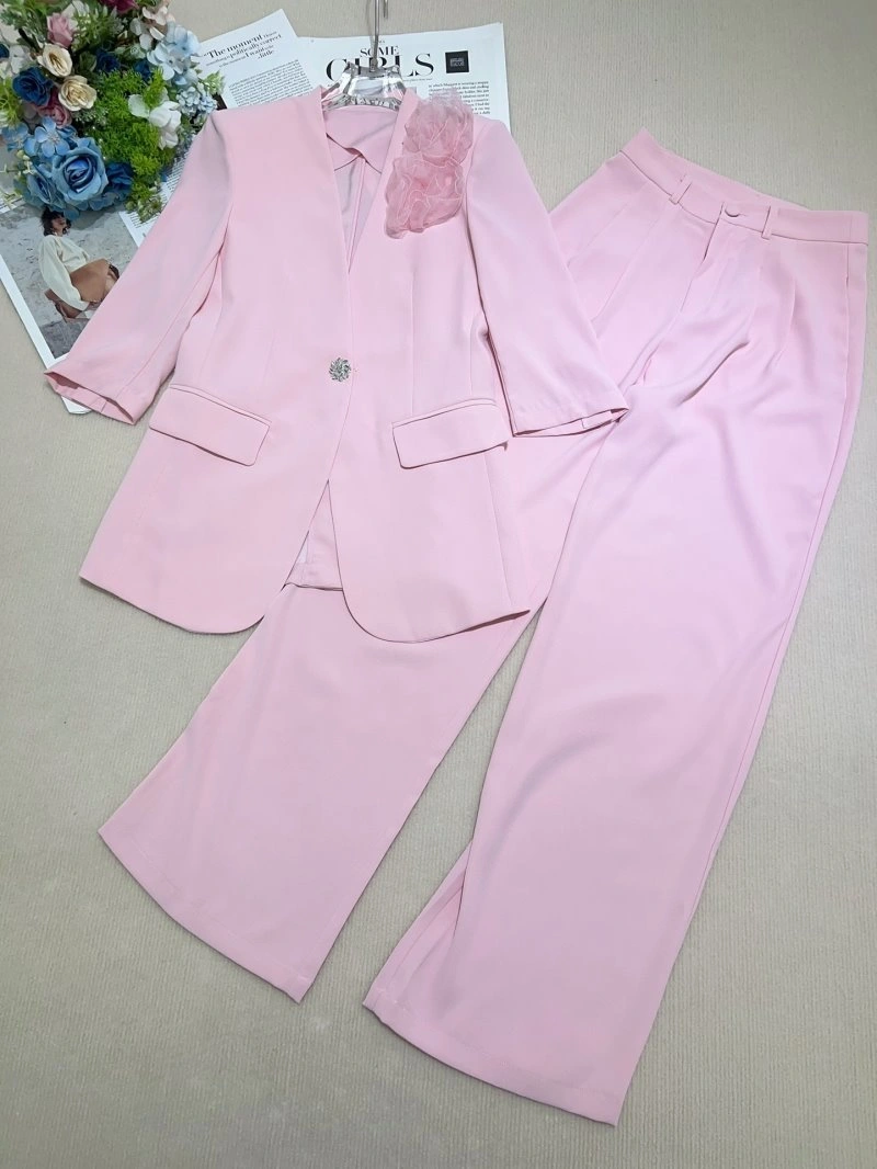 Vibrant Chanel Long Suits 108865
