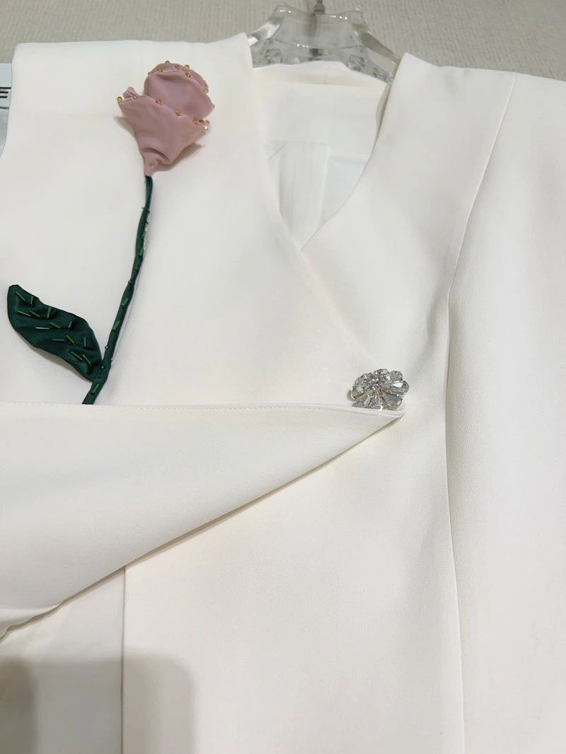 WaterResistant Chanel Long Suits 108858