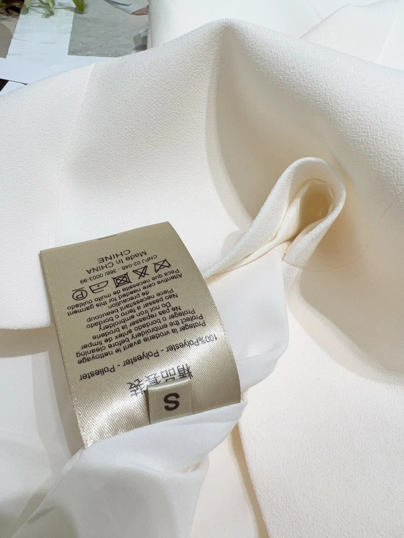 WaterResistant Chanel Long Suits 108858