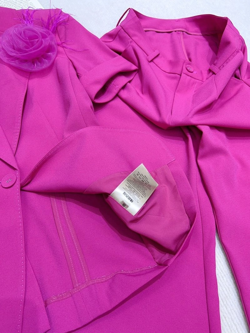 Trendy Chanel Long Suits 108859