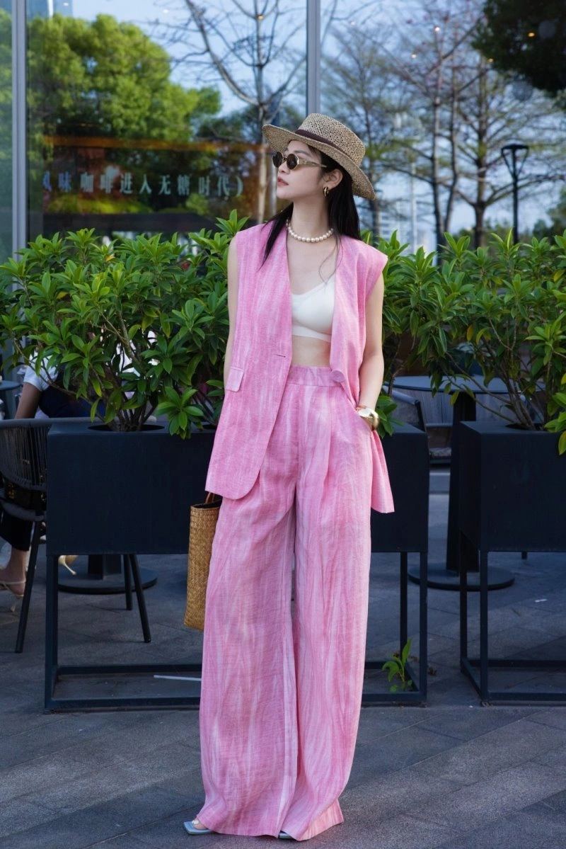 Neat Chanel Long Suits 108837