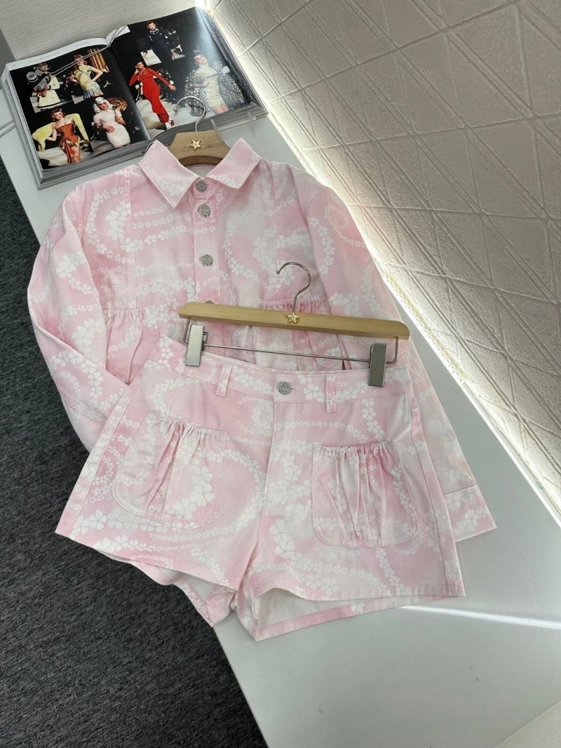 Sustainable Chanel Long Suits 108836