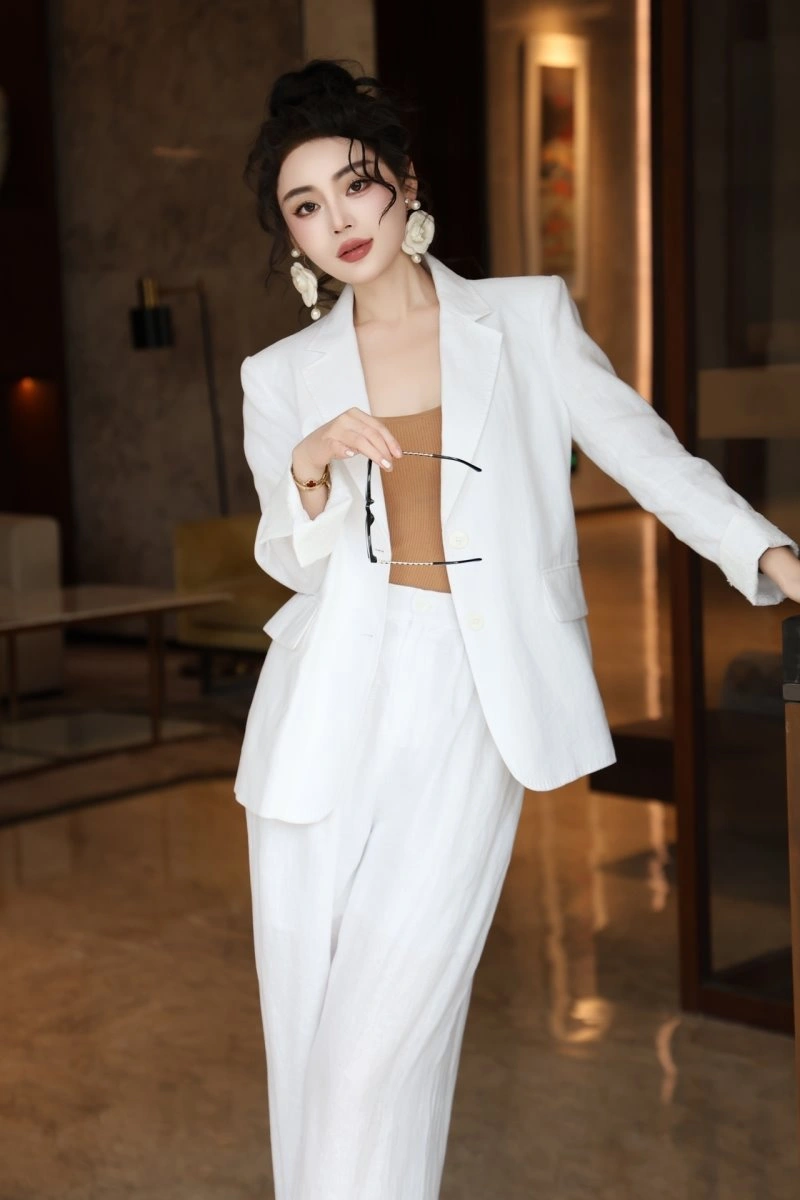 ComfortFit Chanel Long Suits 108852