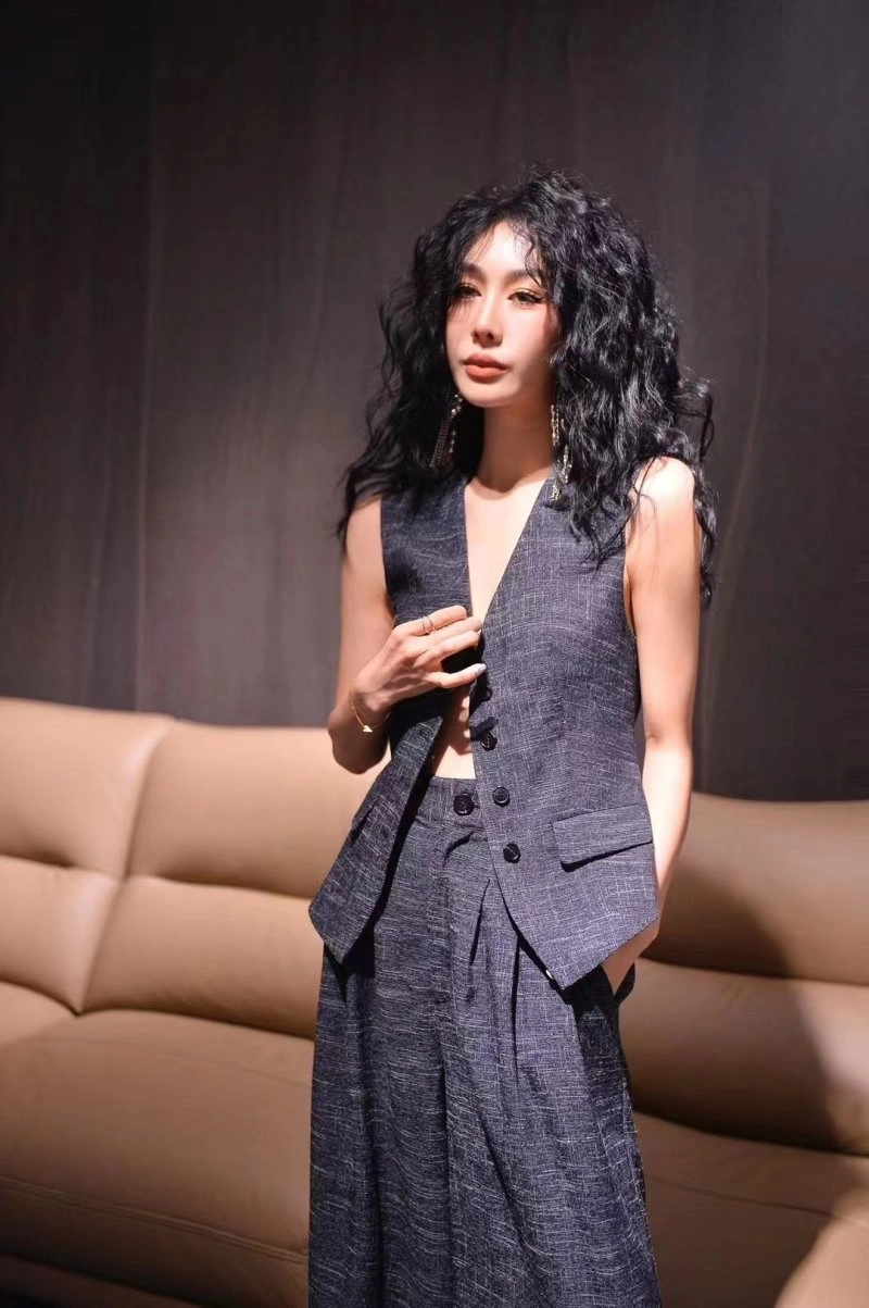 Original Chanel Long Suits 108843