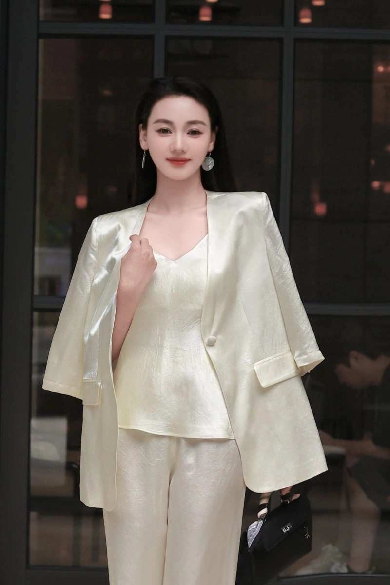 Chanel Long Suits OnTrend 110526