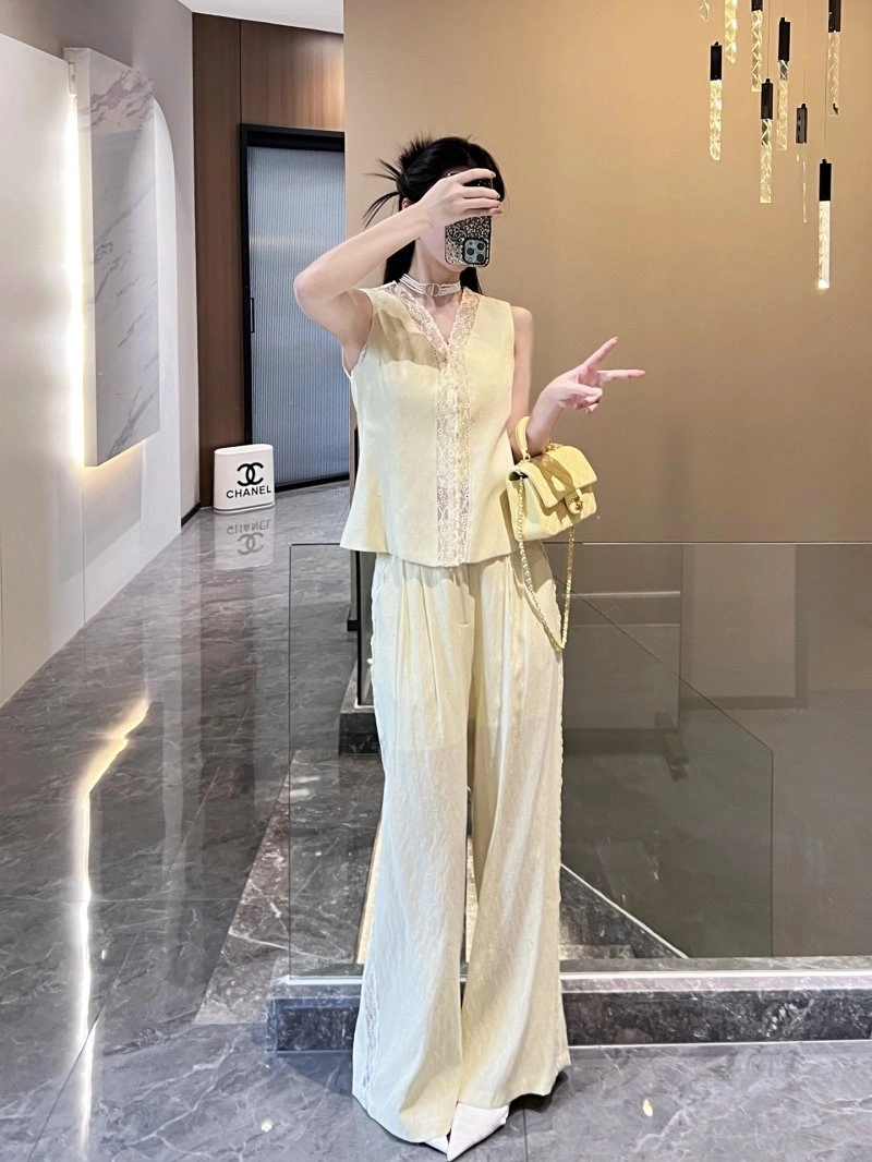 Chanel Long Suits Resilient 110508