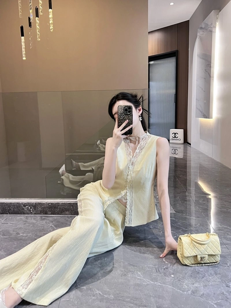 Chanel Long Suits GoAnywhere 110518