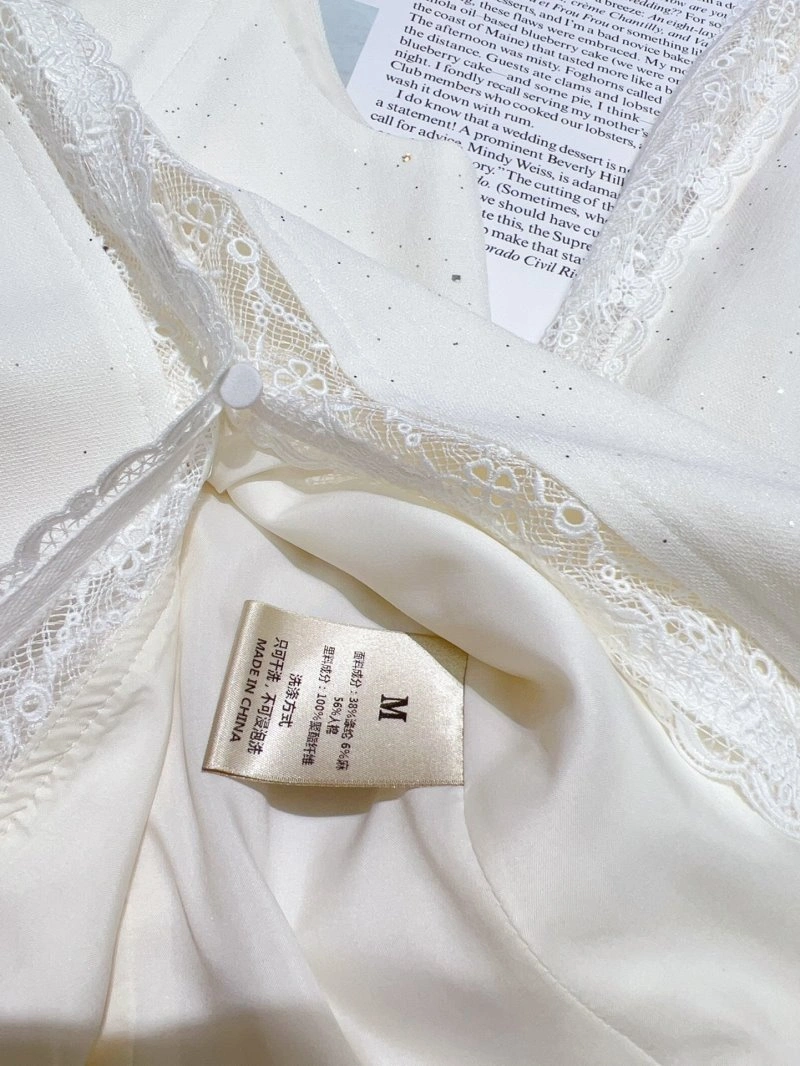 Chanel Long Suits FreshLook 110523