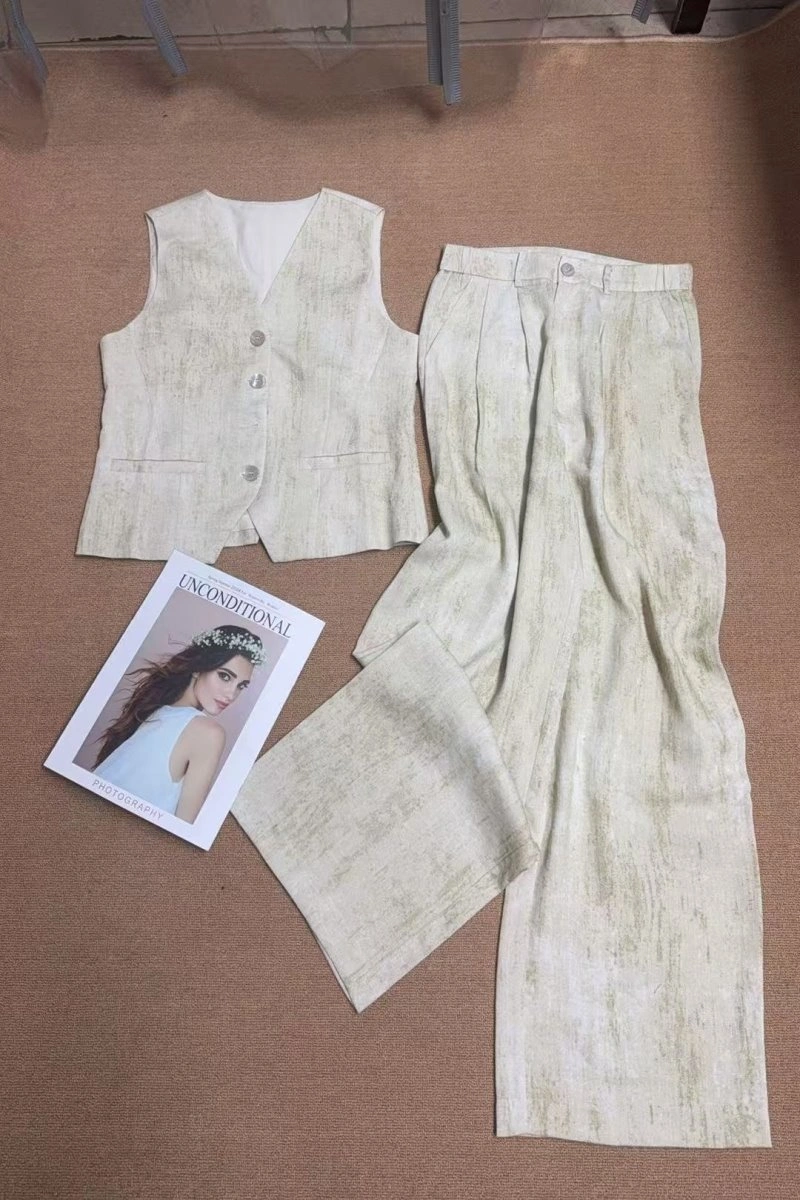 Original Chanel Long Suits 110504