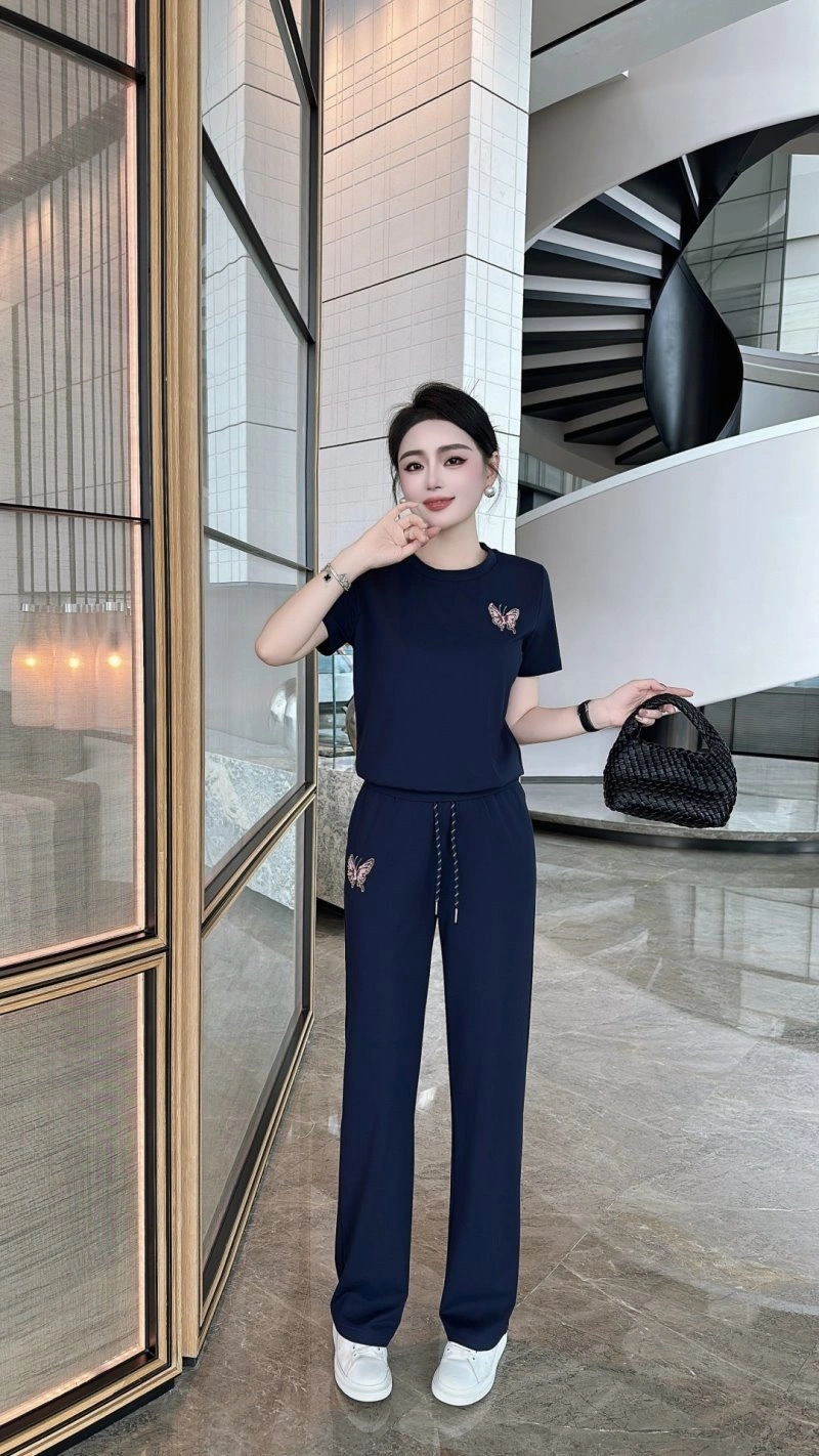 Chanel Long Suits Durable 110510