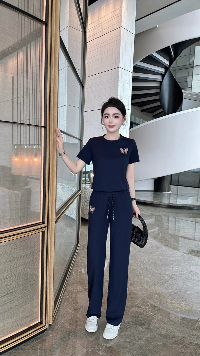 Chanel Long Suits Durable 110510