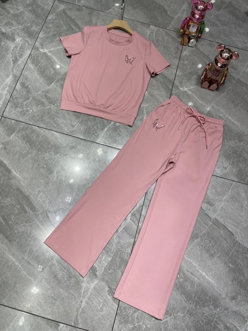 OdorResistant Chanel Long Suits 110521