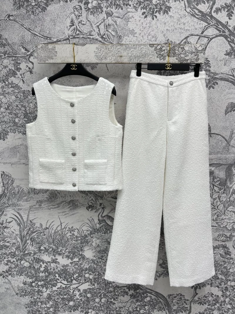 Chanel Long Suits SmoothTexture 108162