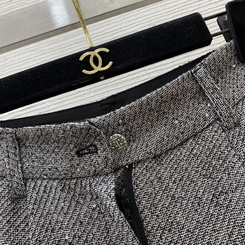 Seasonal Chanel Long Suits 108163