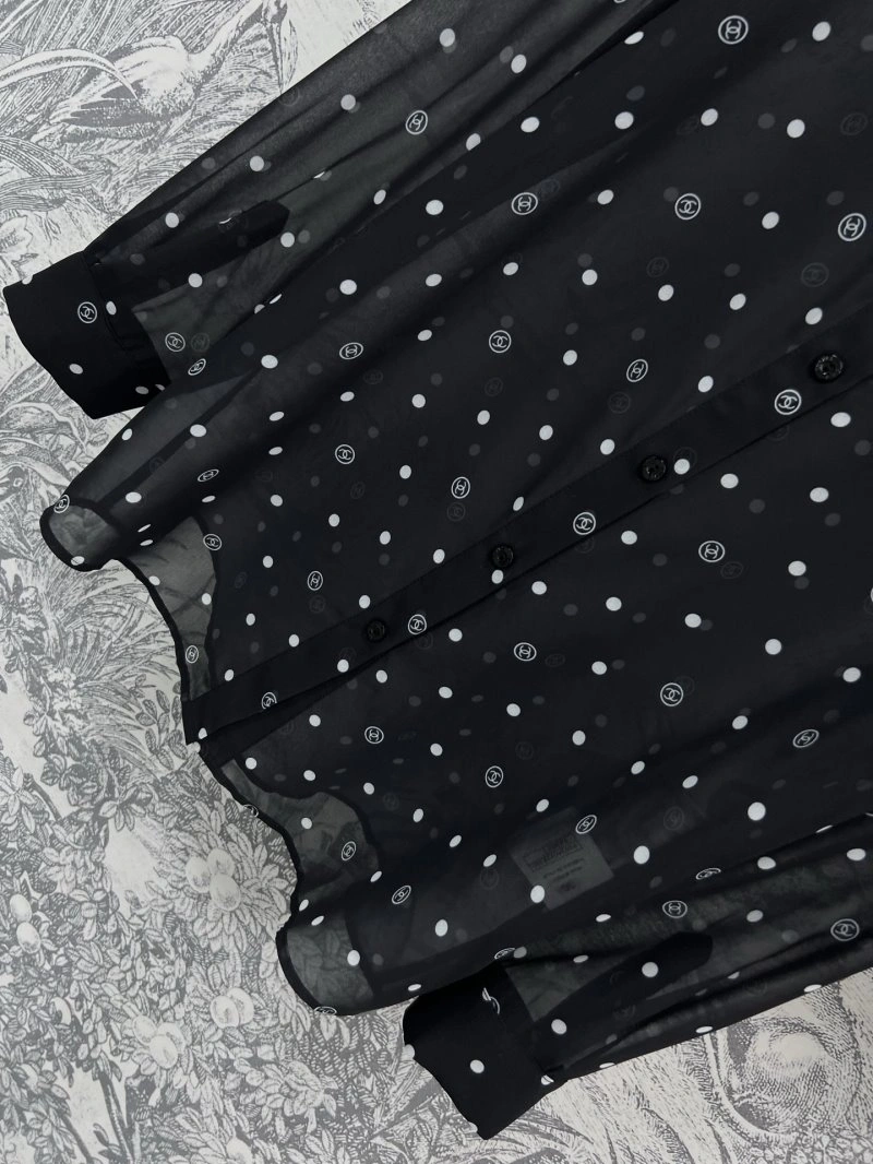 Lightweight Chanel Long Suits 108159