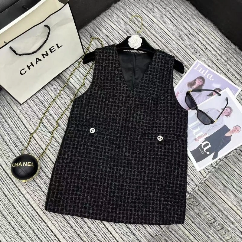 Elegant Chanel Long Suits 109791