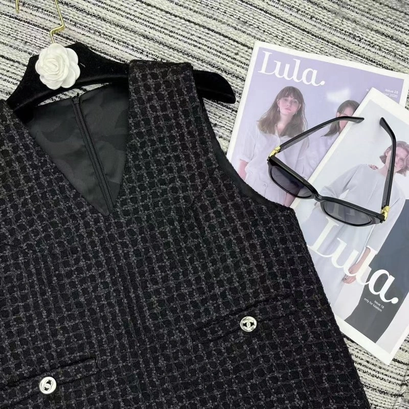 Elegant Chanel Long Suits 109791