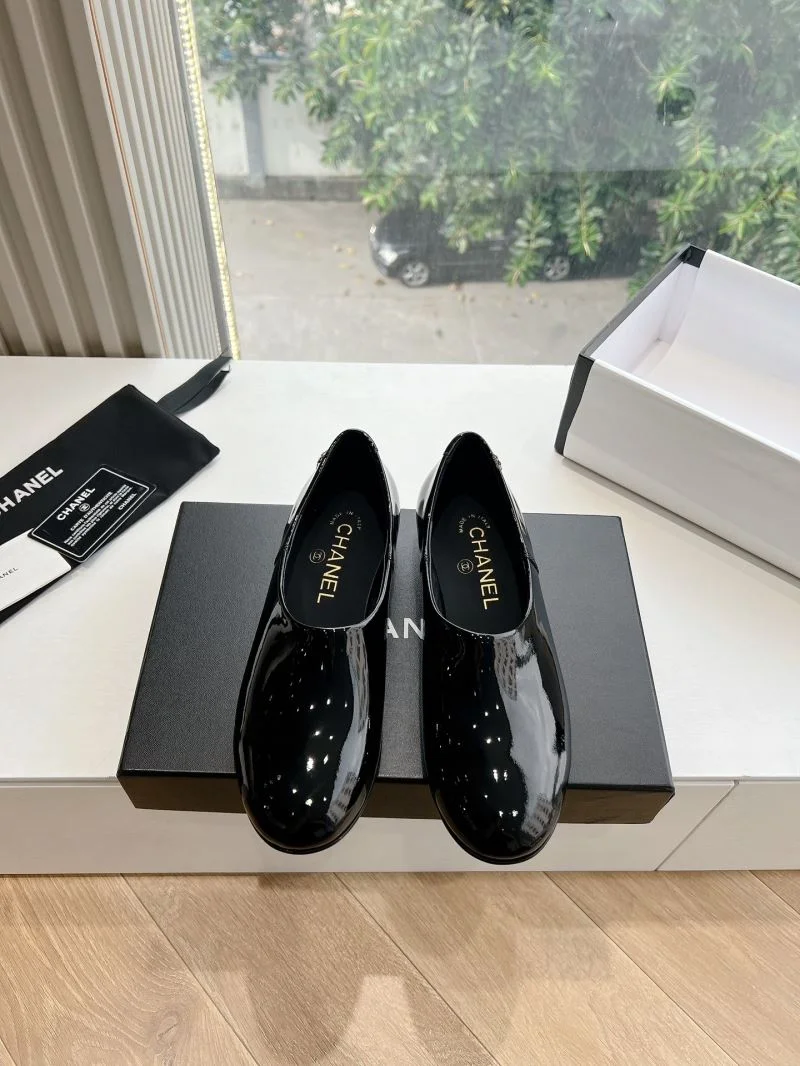 Chanel Low Shoes EasyCare 18535