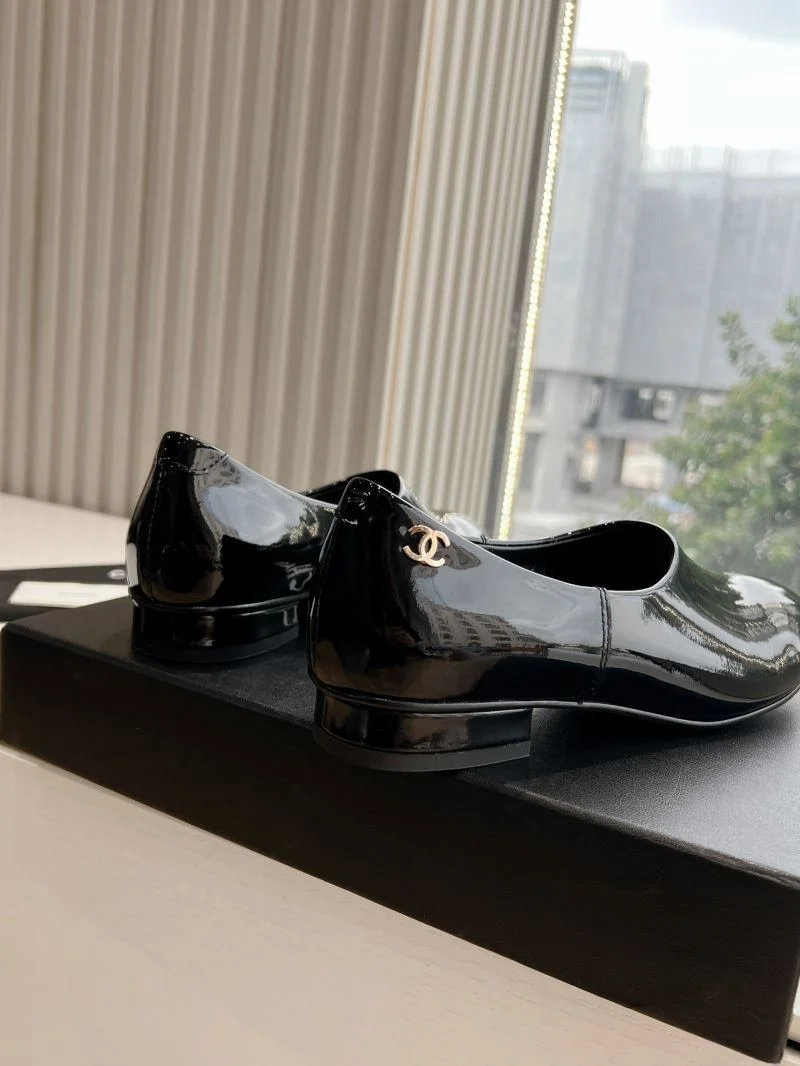 Chanel Low Shoes EasyCare 18535