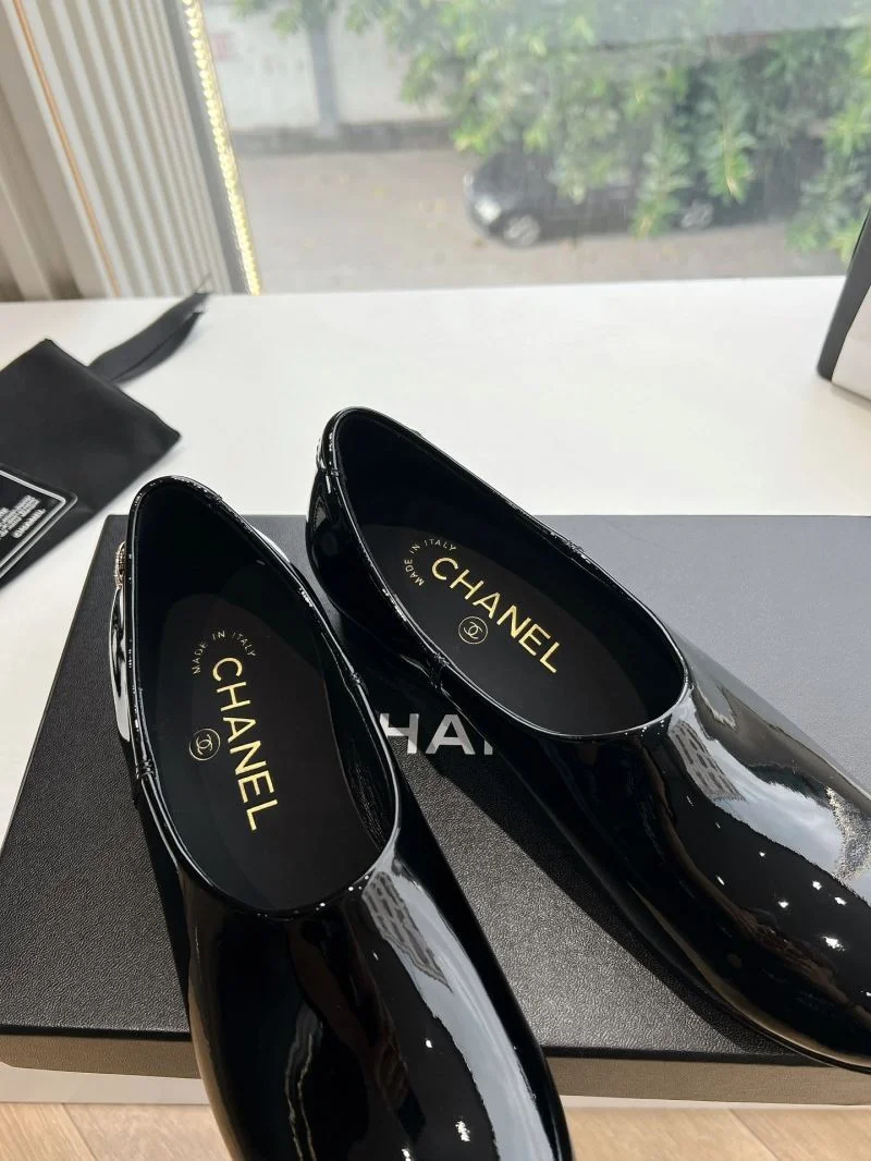 Chanel Low Shoes EasyCare 18535