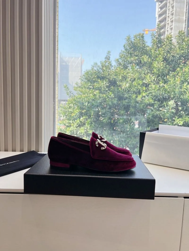 Chanel Low Shoes Sleek 18471