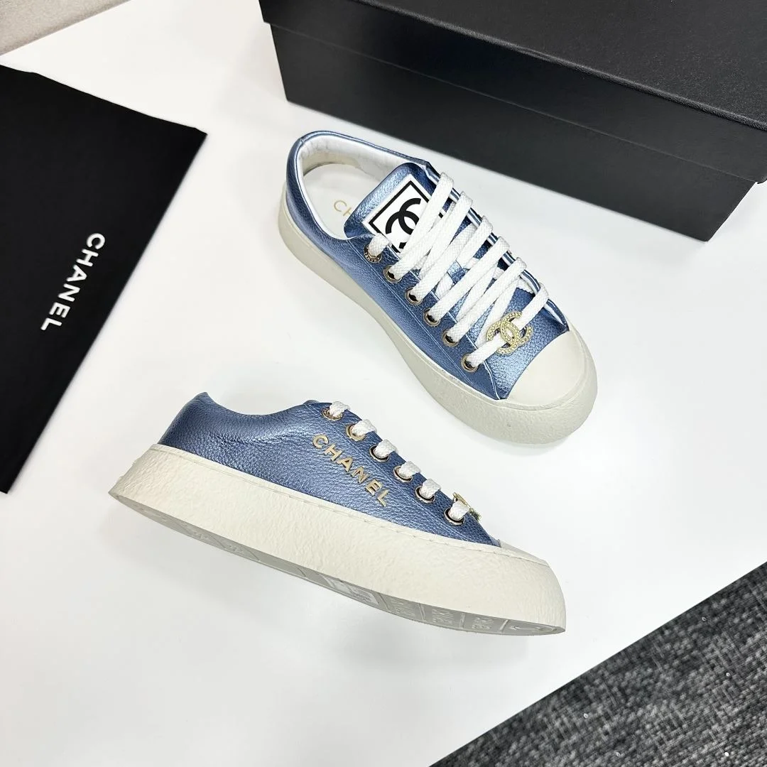 Sophisticated Chanel Low Shoes 18487