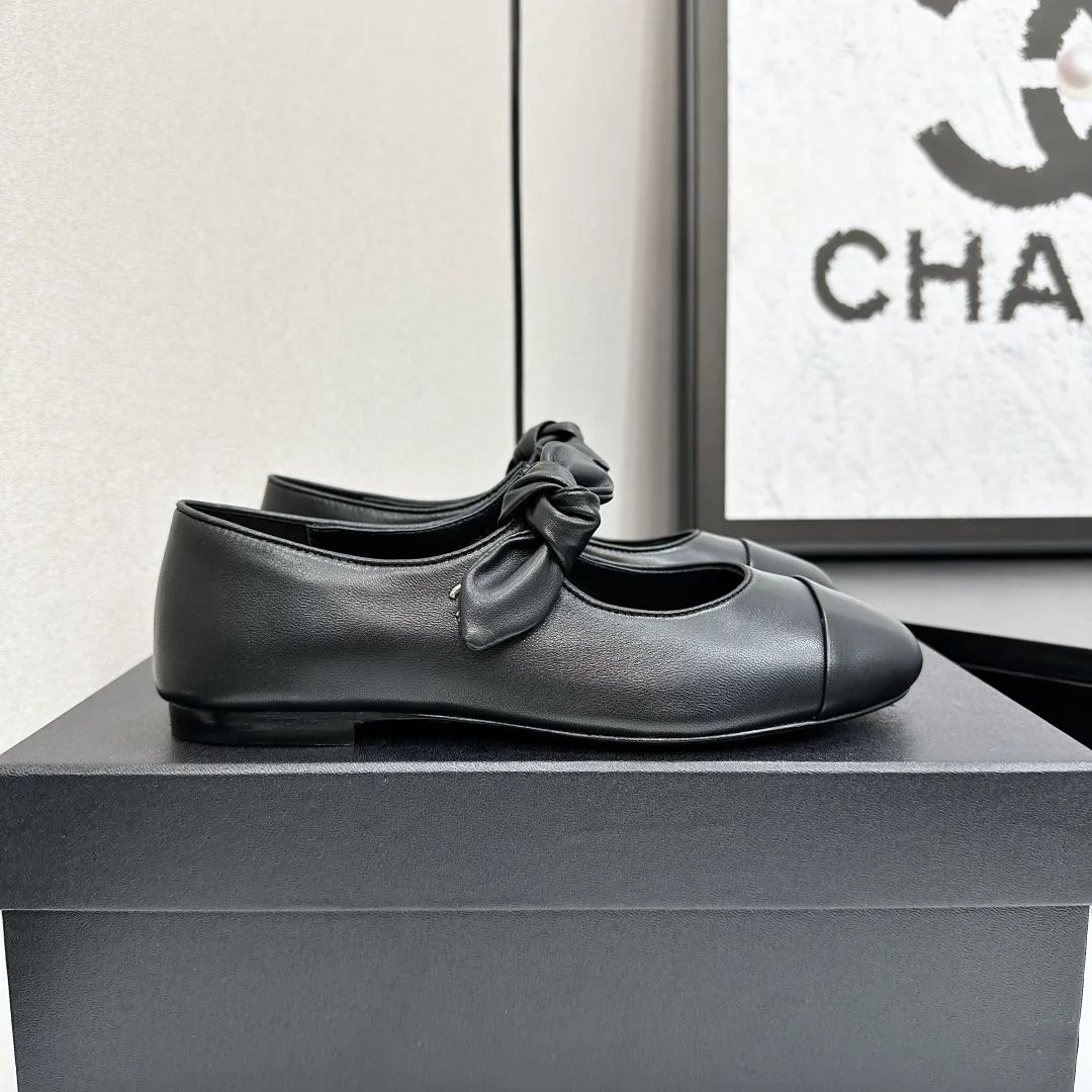 Chanel Low Shoes Contemporary 18466