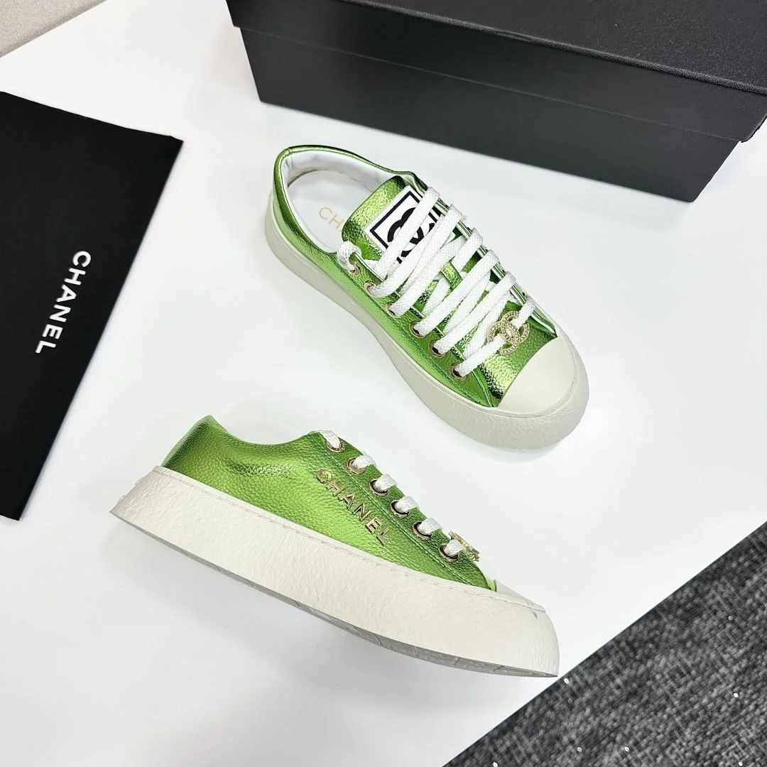 Comfortable Chanel Low Shoes 18524