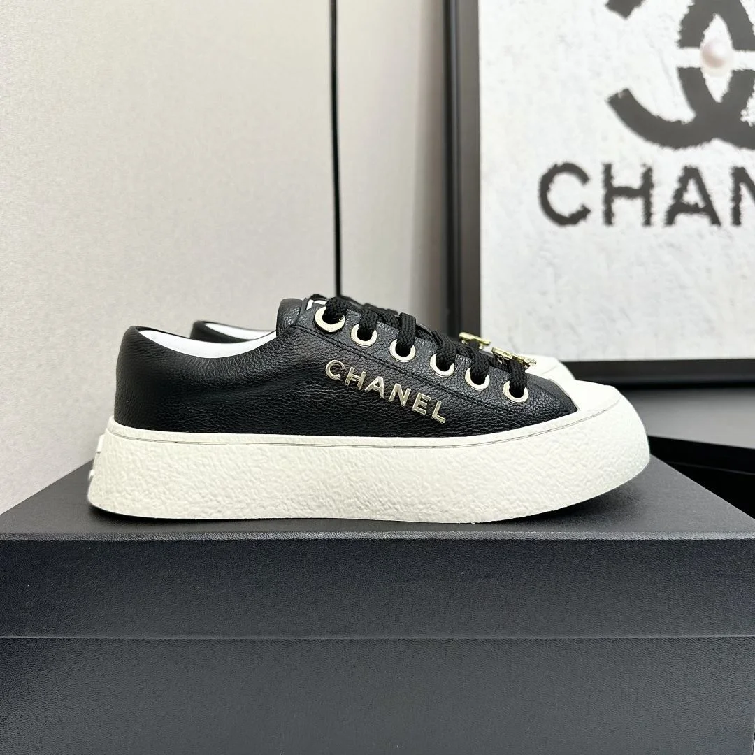 Resilient Chanel Low Shoes 18467