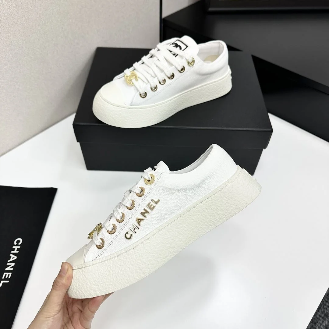 Packable Chanel Low Shoes 18461