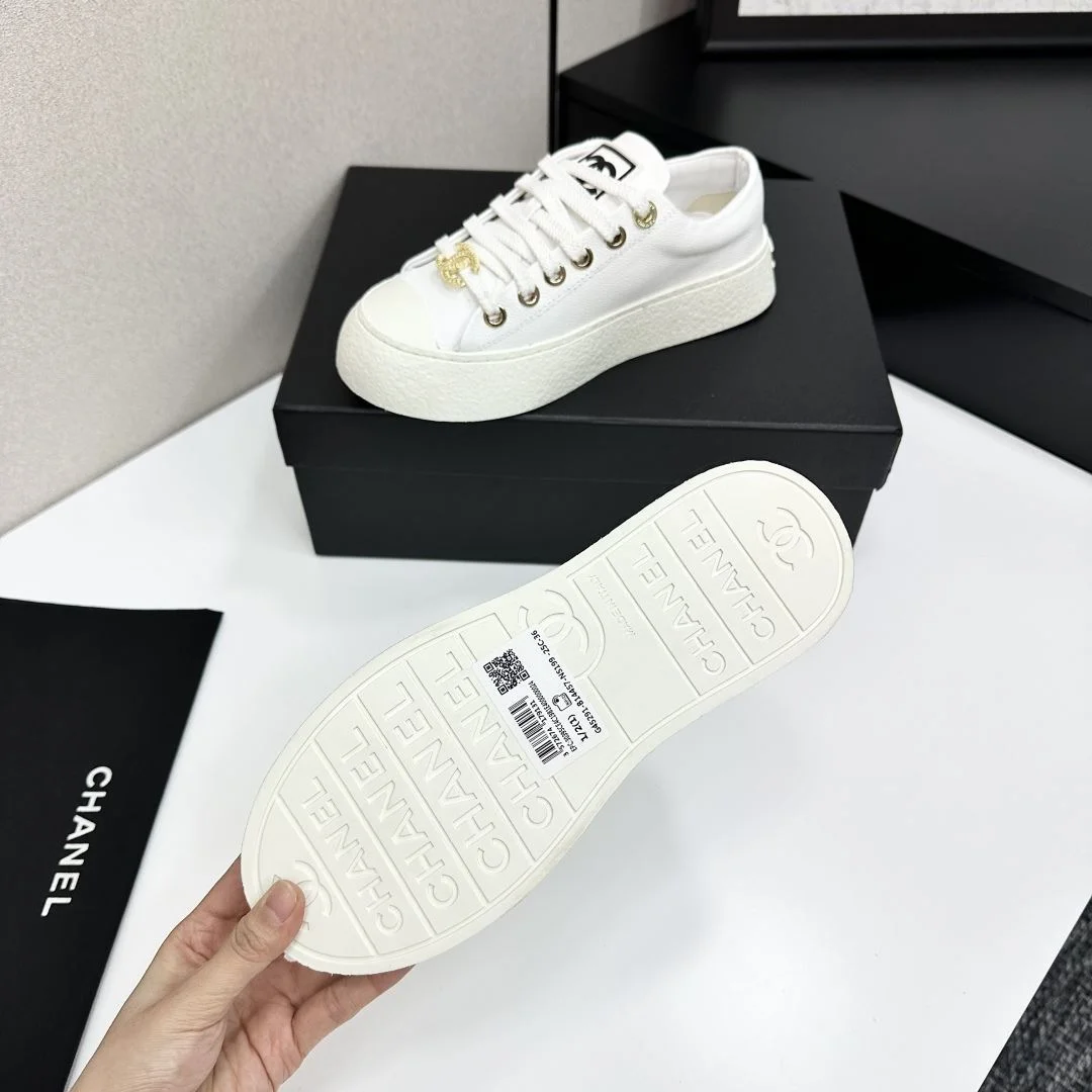 Packable Chanel Low Shoes 18461