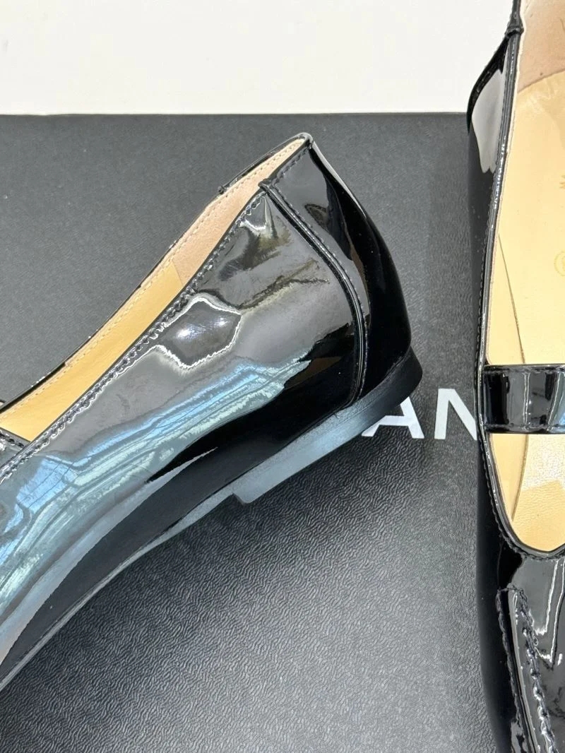 Chanel Low Shoes TravelReady 20313