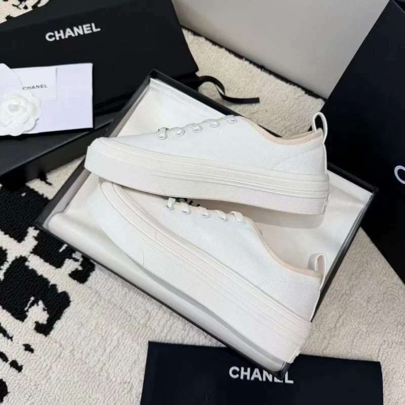 Chanel Low Shoes StreetReady 20306