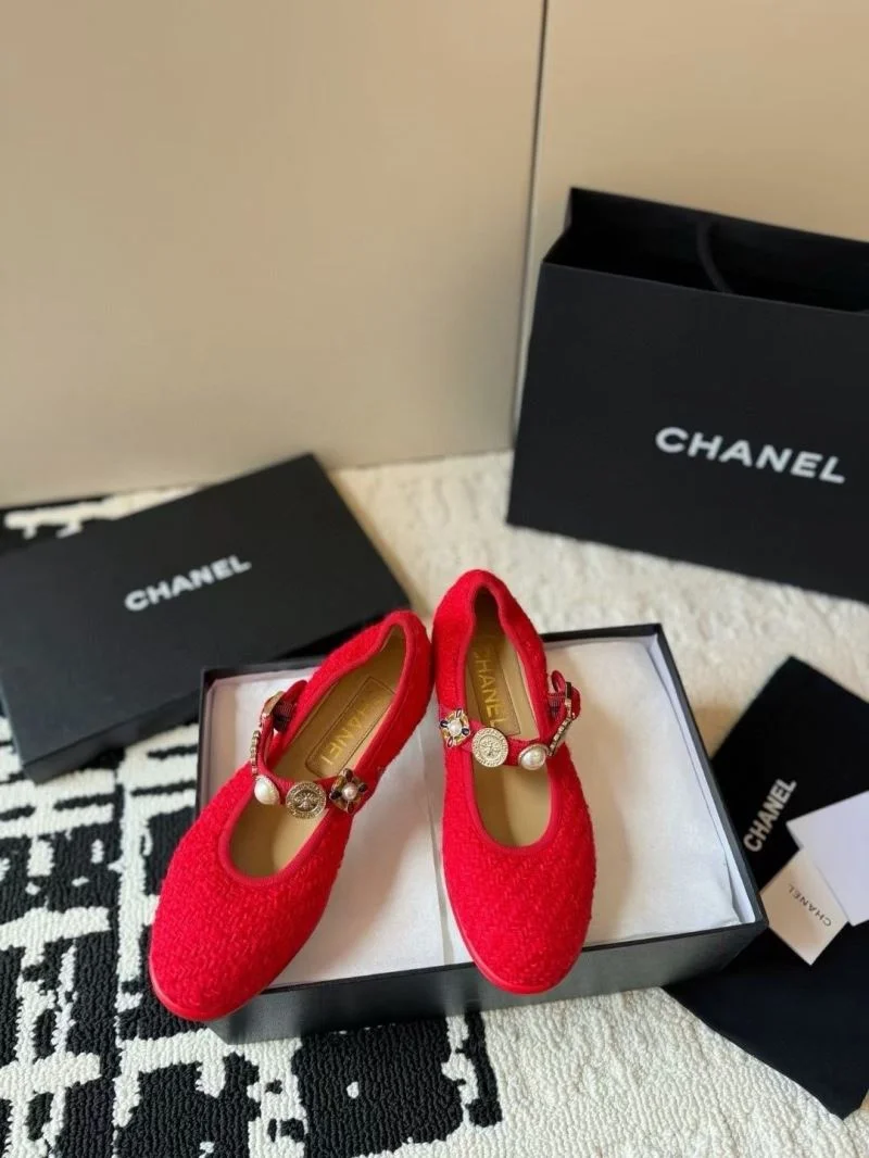 Trendy Chanel Low Shoes 20289
