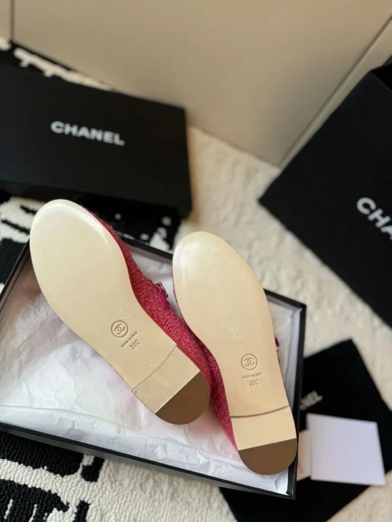 Elegant Chanel Low Shoes 20292