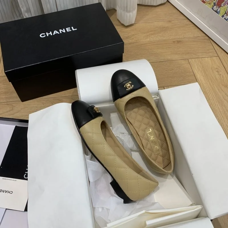 WaterResistant Chanel Low Shoes 20270