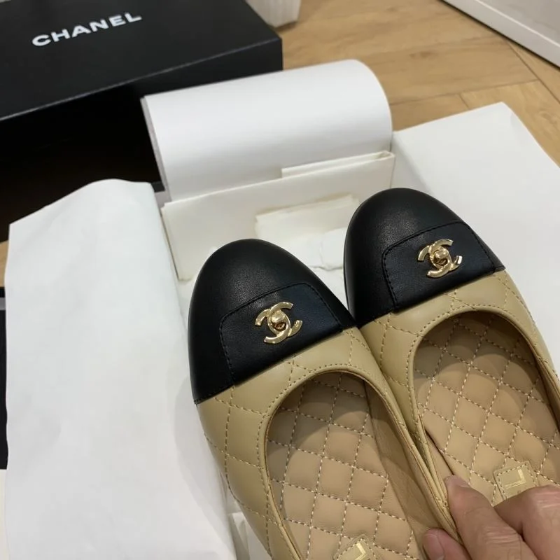 WaterResistant Chanel Low Shoes 20270