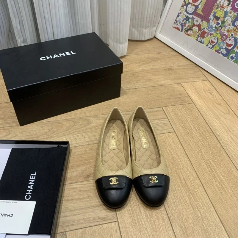 WaterResistant Chanel Low Shoes 20270
