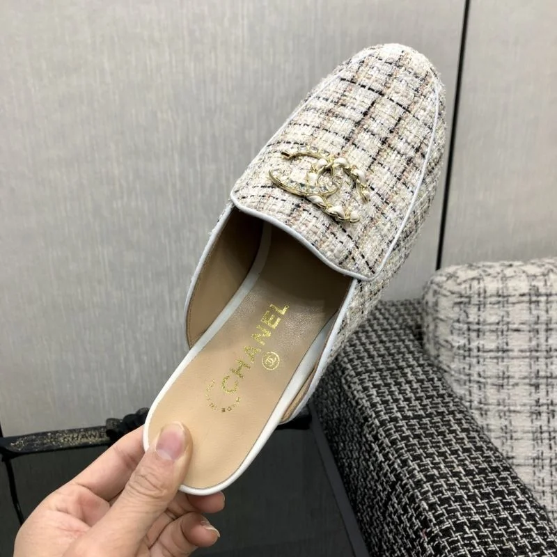 Chanel Low Shoes Lightweight 20262