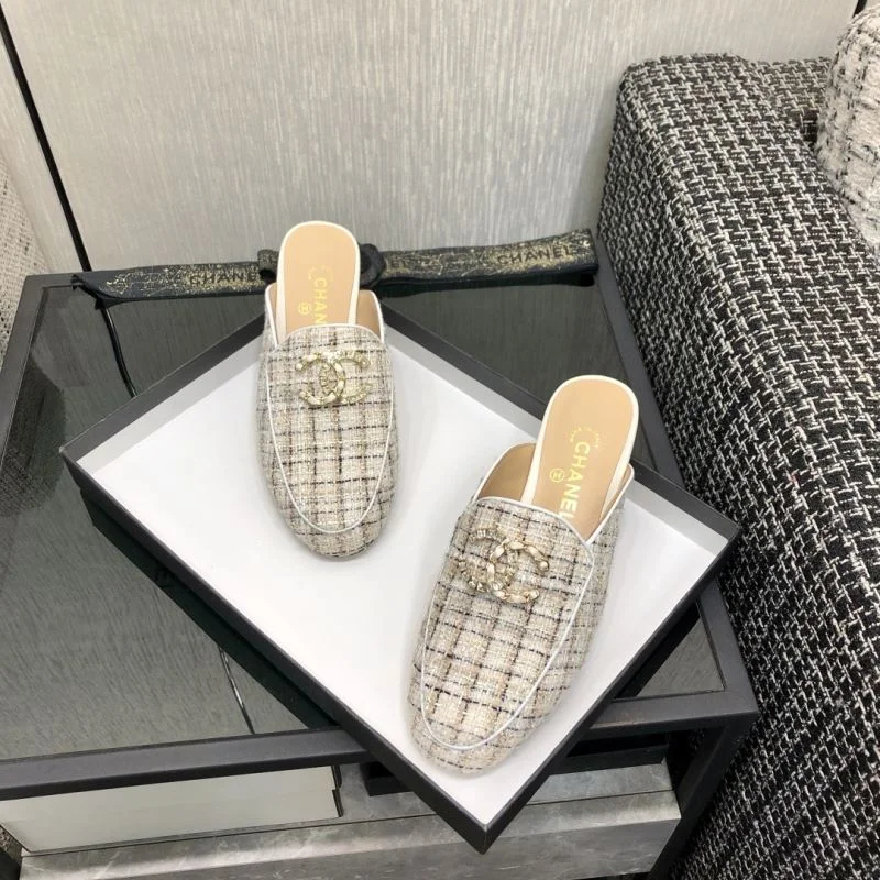 Chanel Low Shoes Lightweight 20262